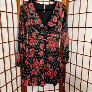 Free People Black Poppy Print Ruched Neckline Blouson Sleeve Fit & Flare Dress 8